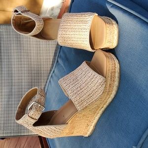 Universal Threads Wedge sandals-size 7.5